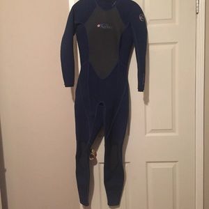 O’Neill wetsuit